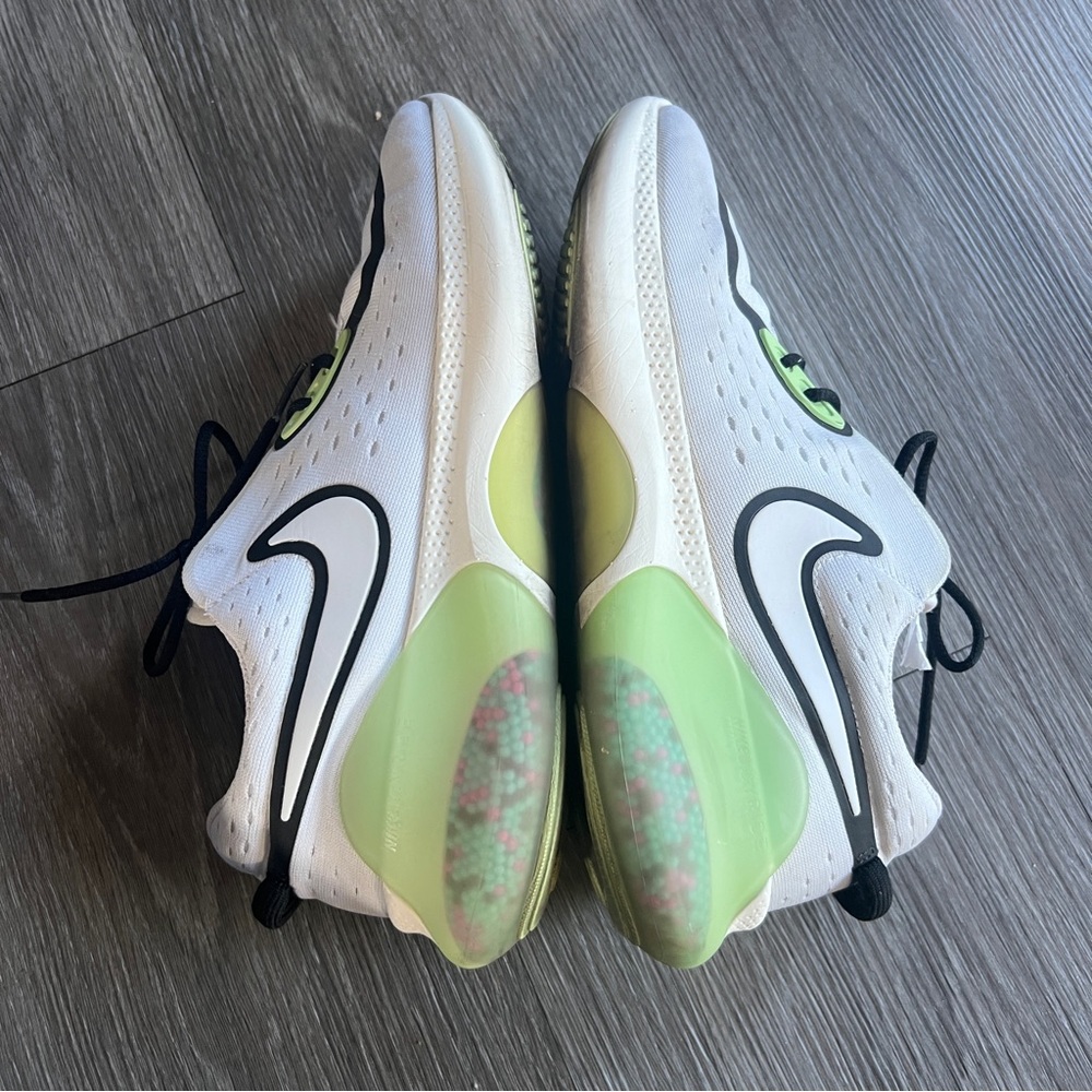 Women’s Nike Joyride Running Shoe Size 9.5